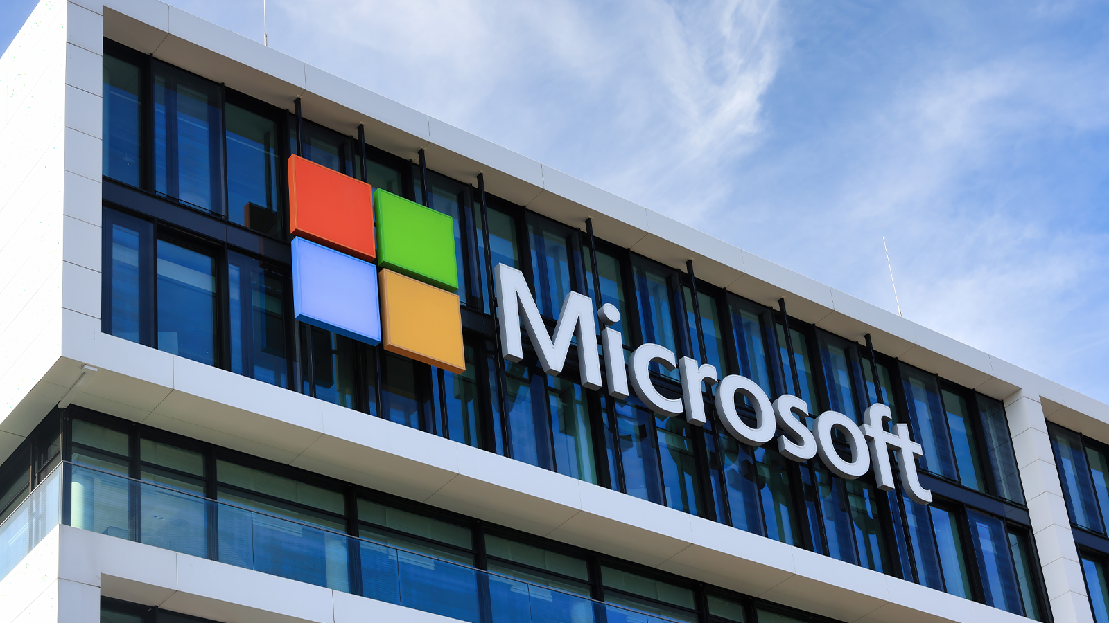 Microsoft investiert Milliarden in KI in Deutschland