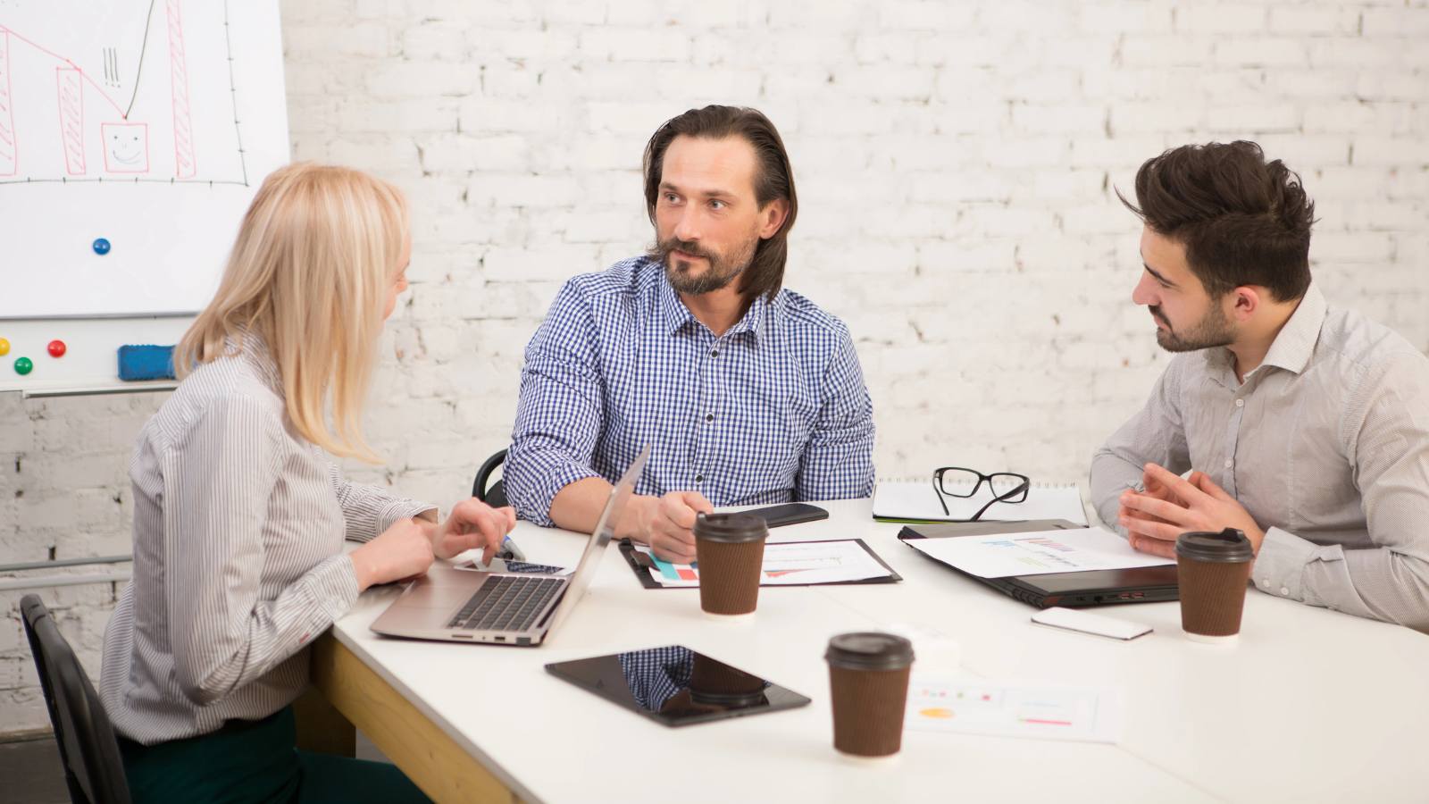 Unternehmen und KI: Start-ups kommen ins Boot
