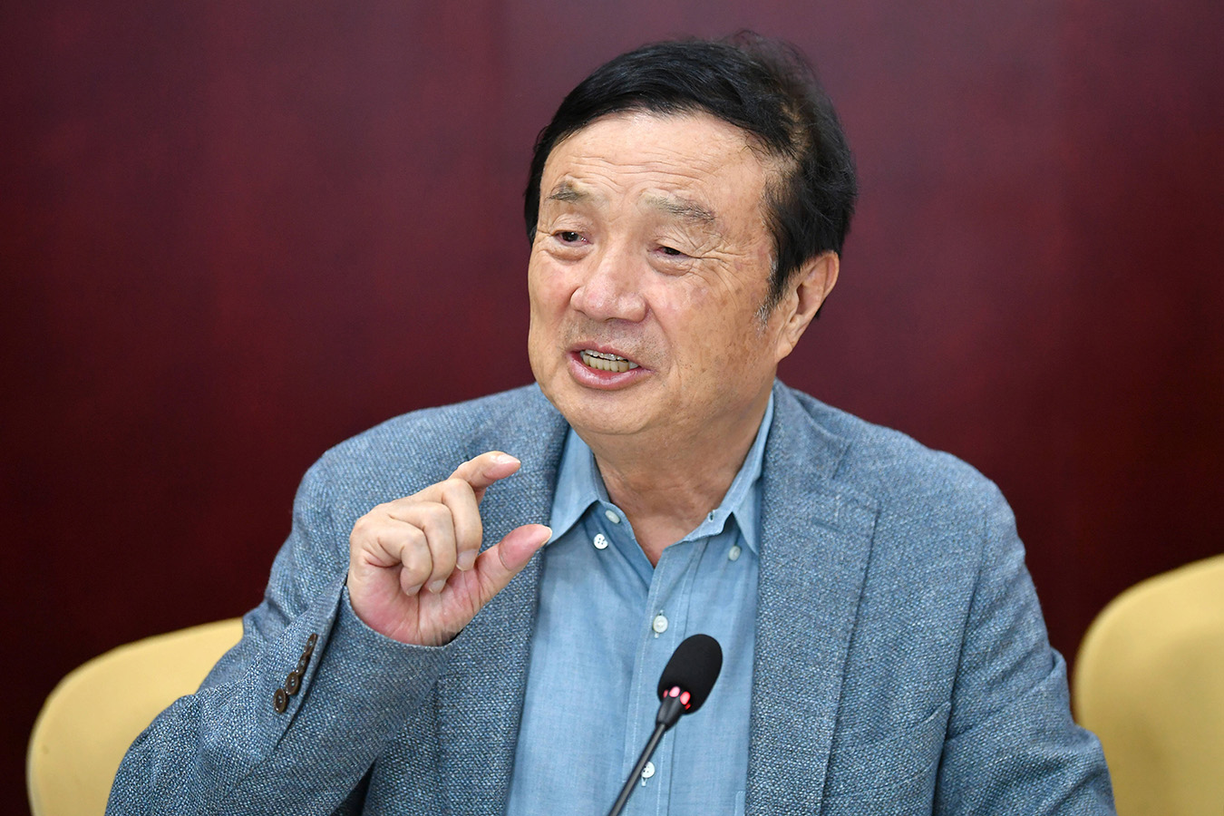 Ren Zhengfei lenkt Huawei mit neuer Strategie aus der Krise