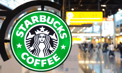 Starbucksfiliale am Flughafen
