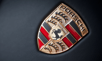 Porsche-logo auf Auto