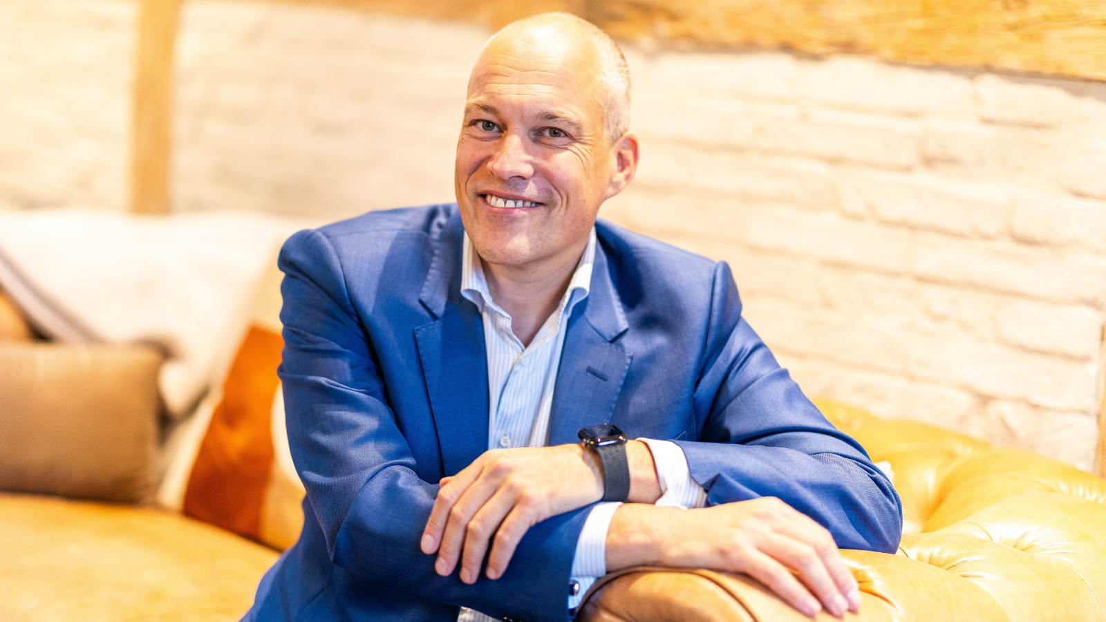 Prof. Dr. Oliver Pott im Porträt